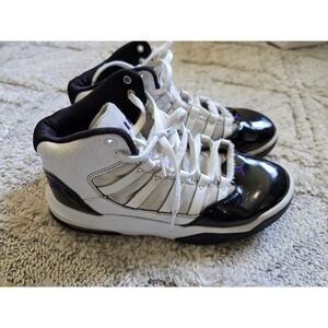 Jordan Boys Basketball Shoes A09214-121‎ High Top Sneakers Black White Purple